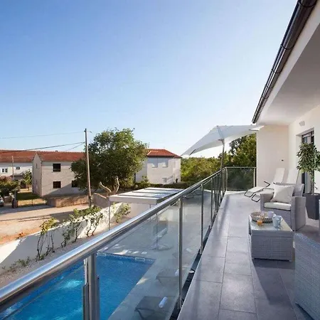 Villa Grey Soul Comfortable Holiday Medulin